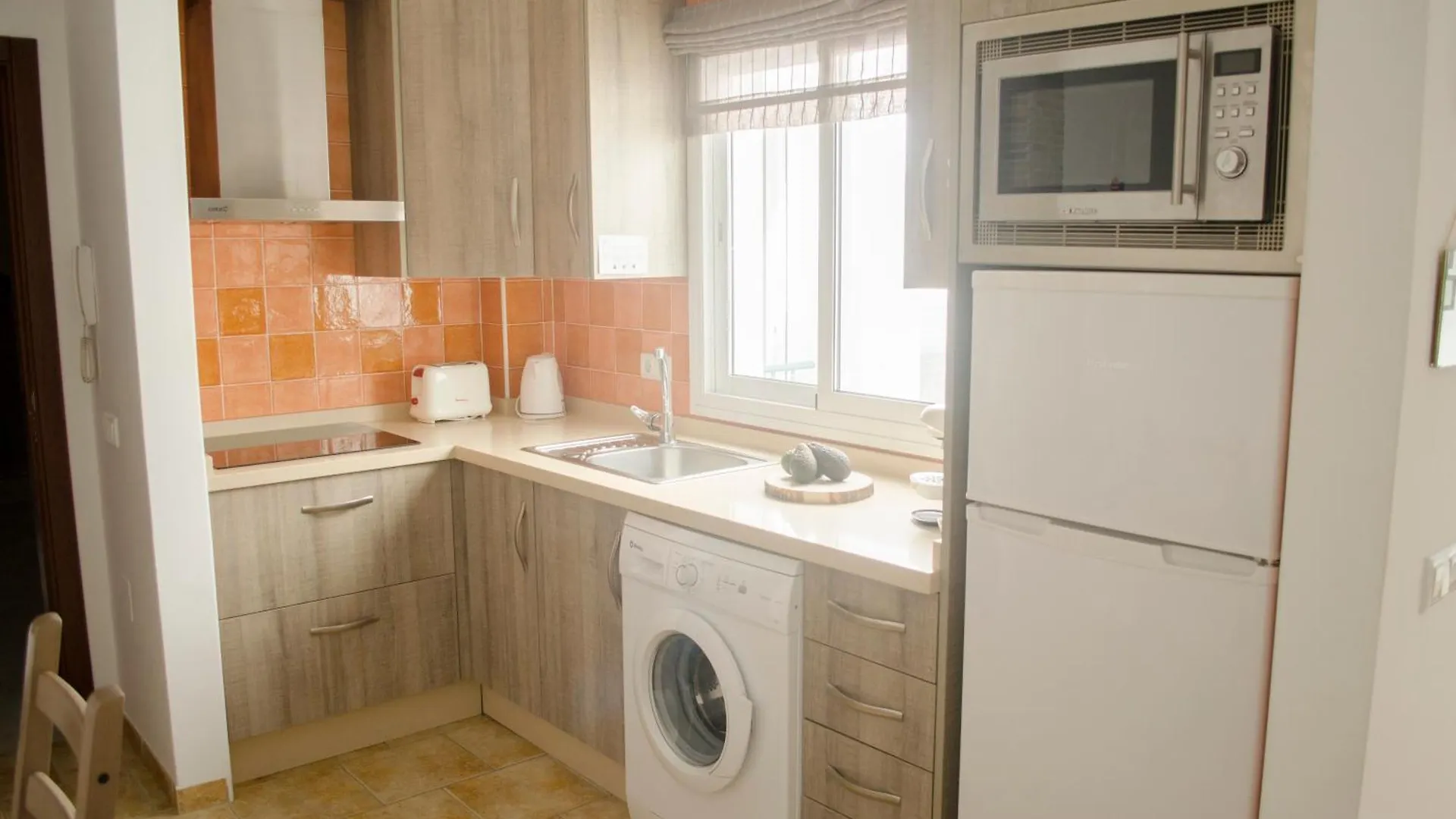 Apartamentos Ruisol - Auto Checkin - By Centrall Alquileres Turisticos Nerja